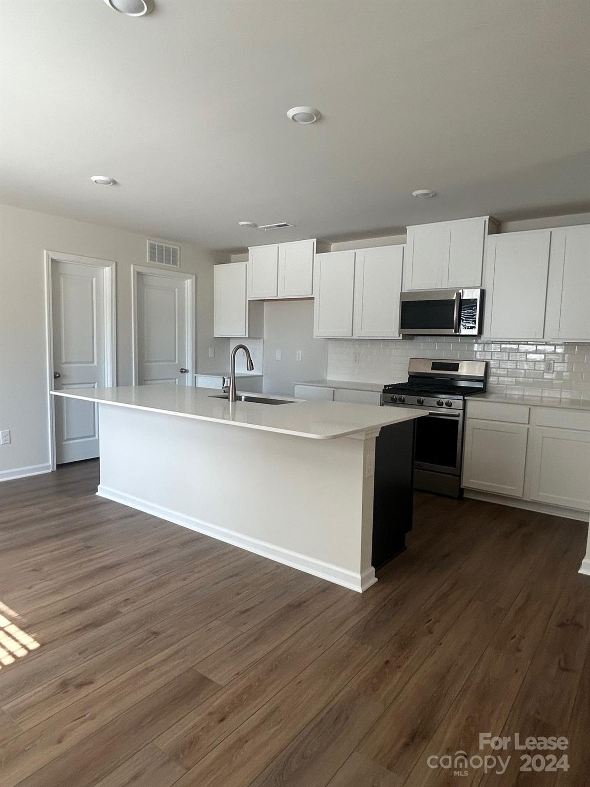 Sullivan Farm - Residential Lease