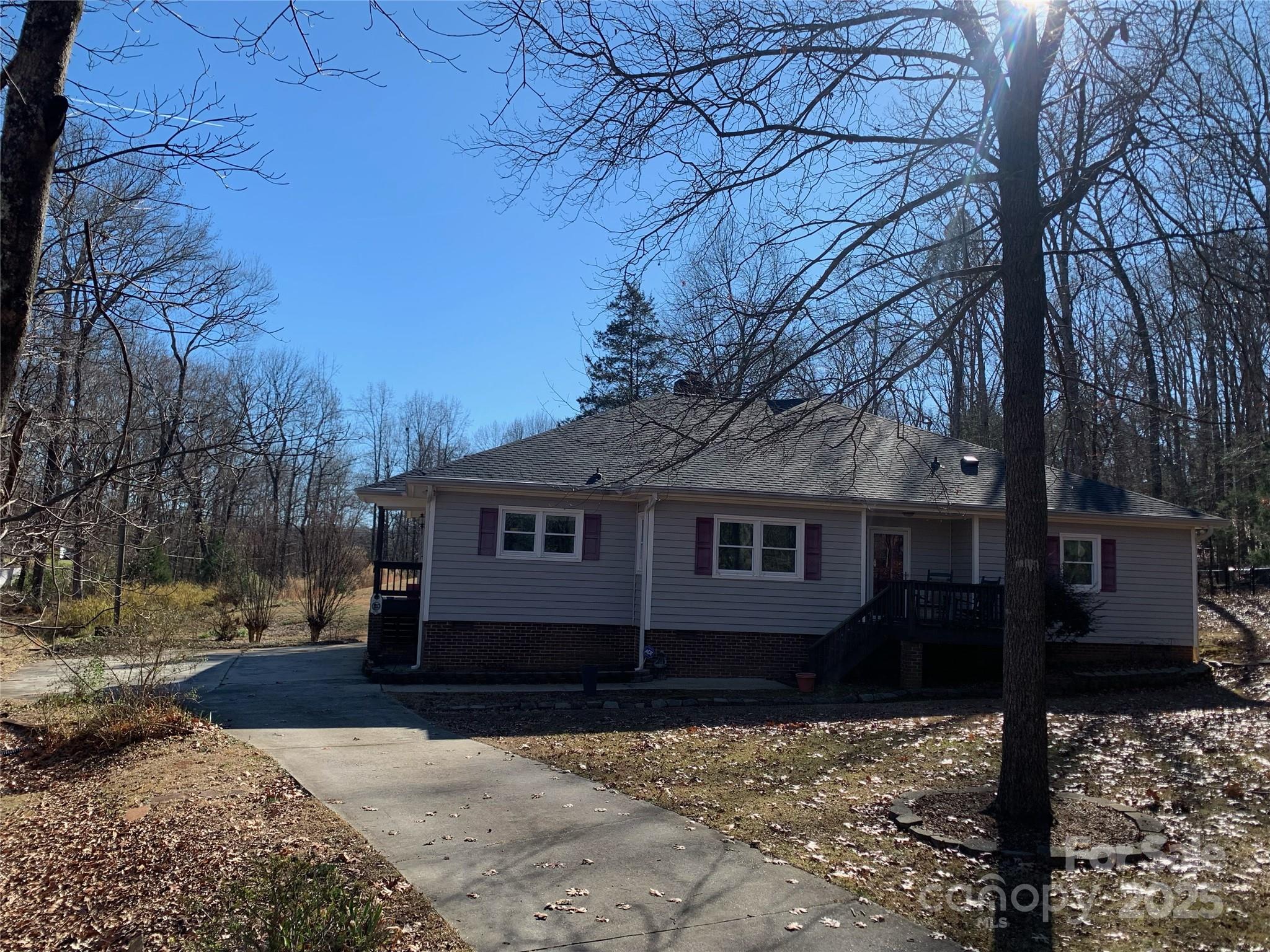 10803 Chestnut Hill Drive