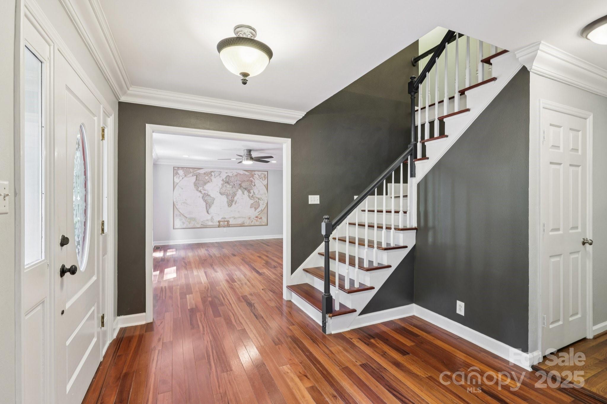 8 Hickory Ridge Court
