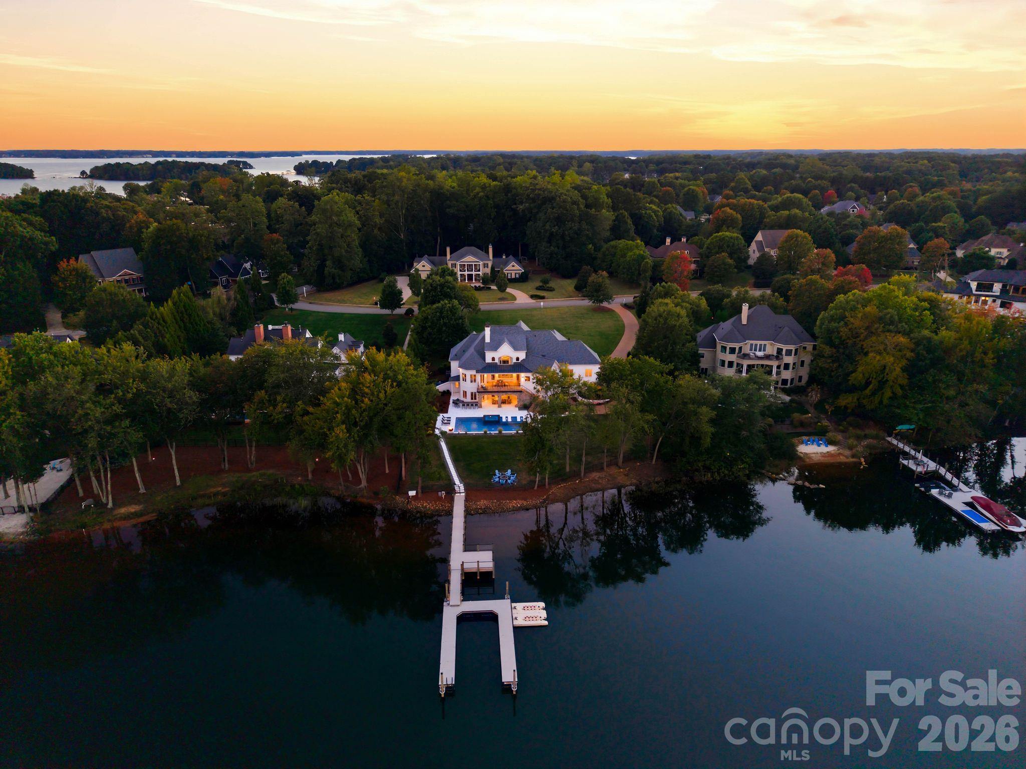 114 Cape Cod Way