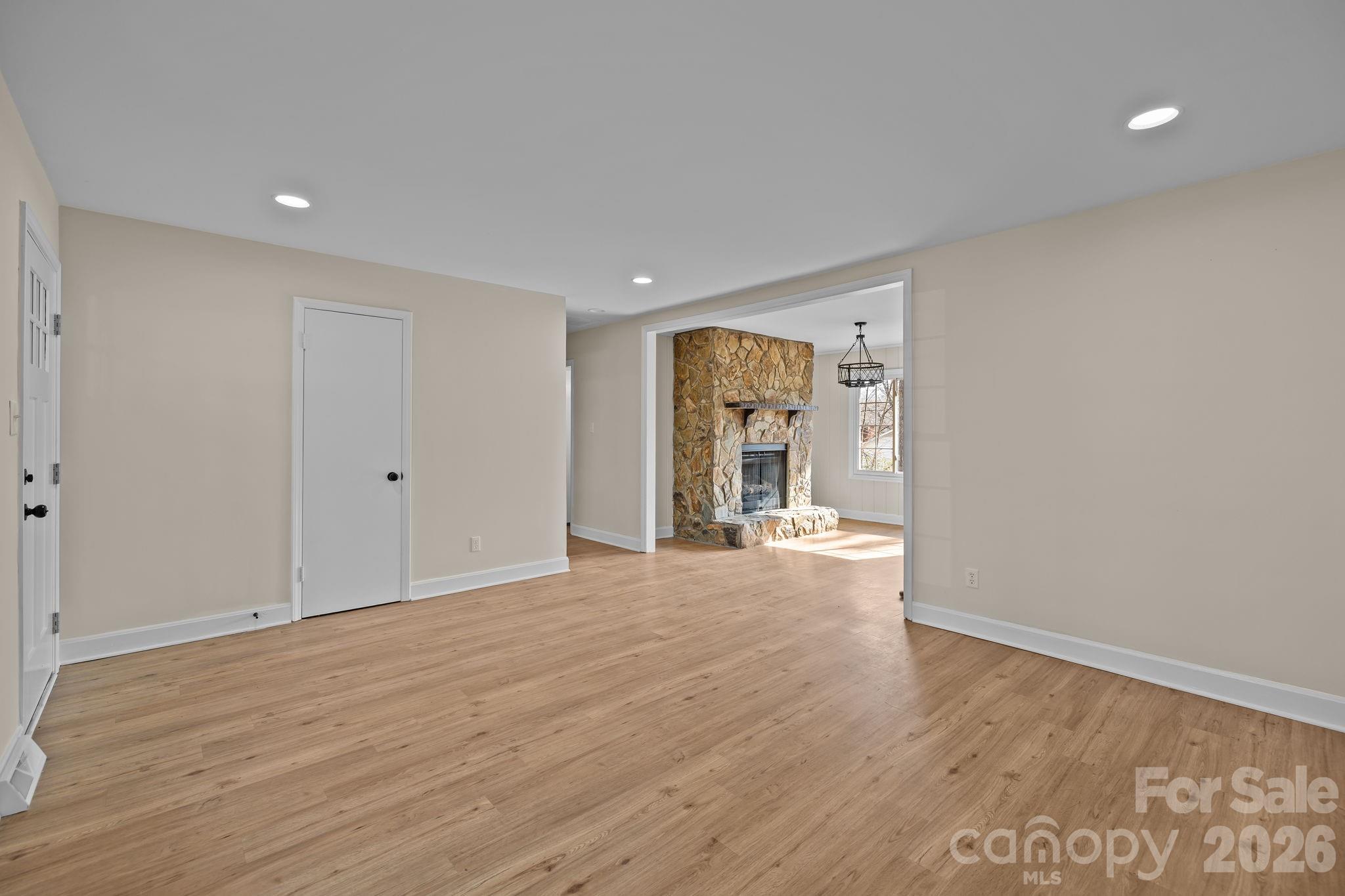 Starmount - Residential