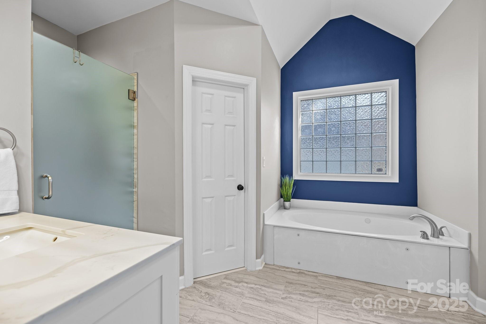 Lakeshore - Residential