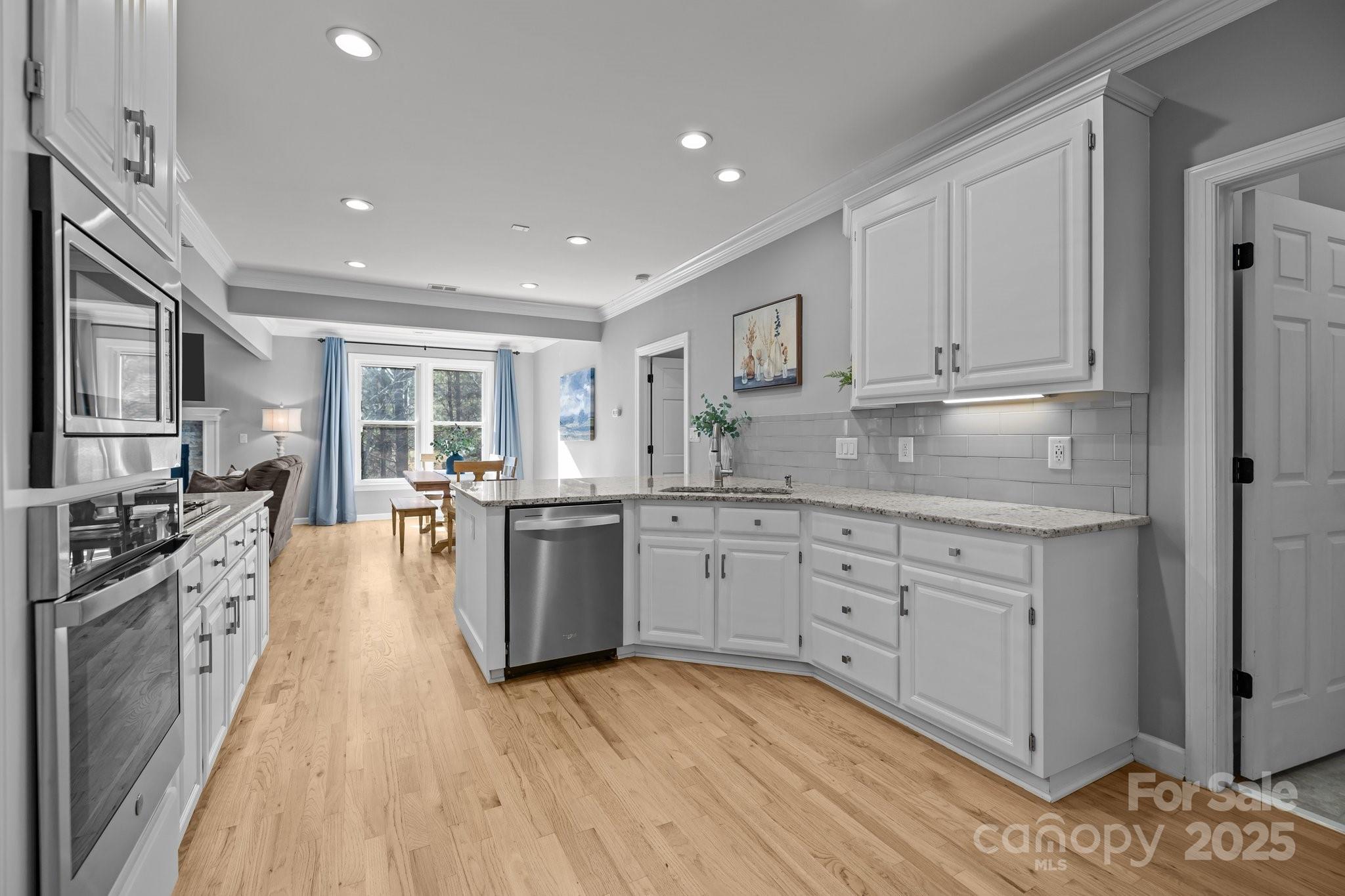 Lakeshore - Residential