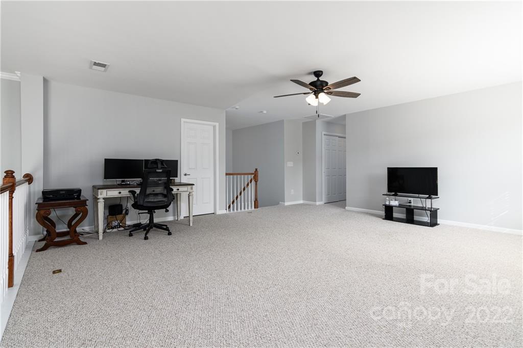 Four Seasons At Gold Hill - Residential