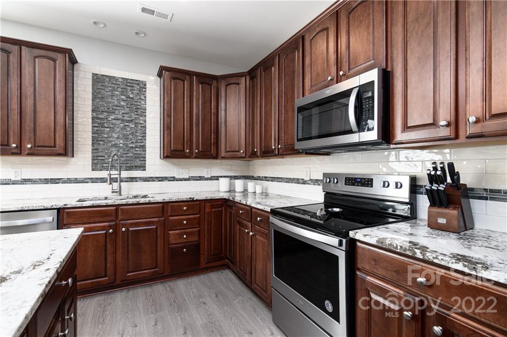 Four Seasons At Gold Hill - Residential