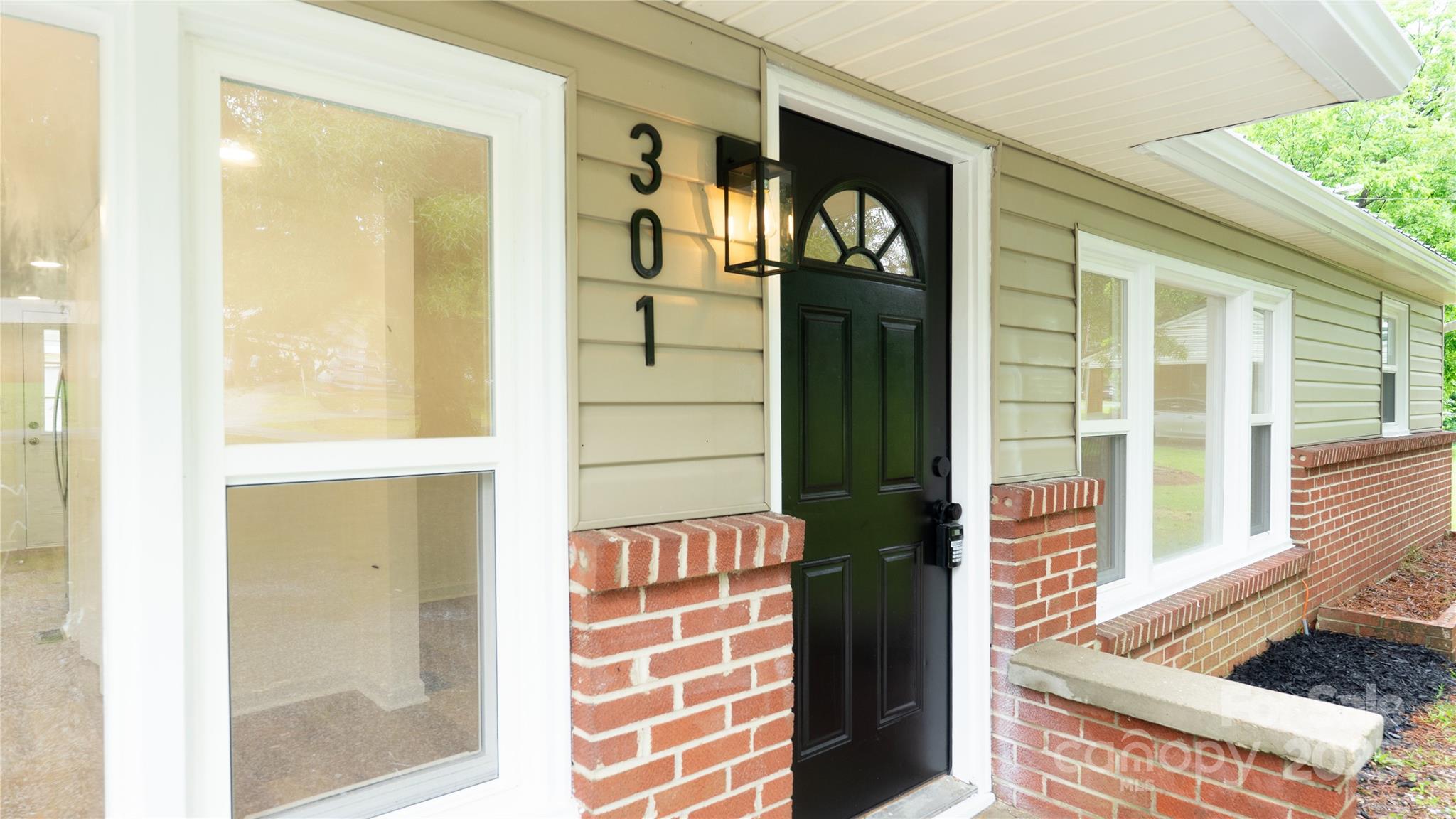 301 Carolina Boulevard