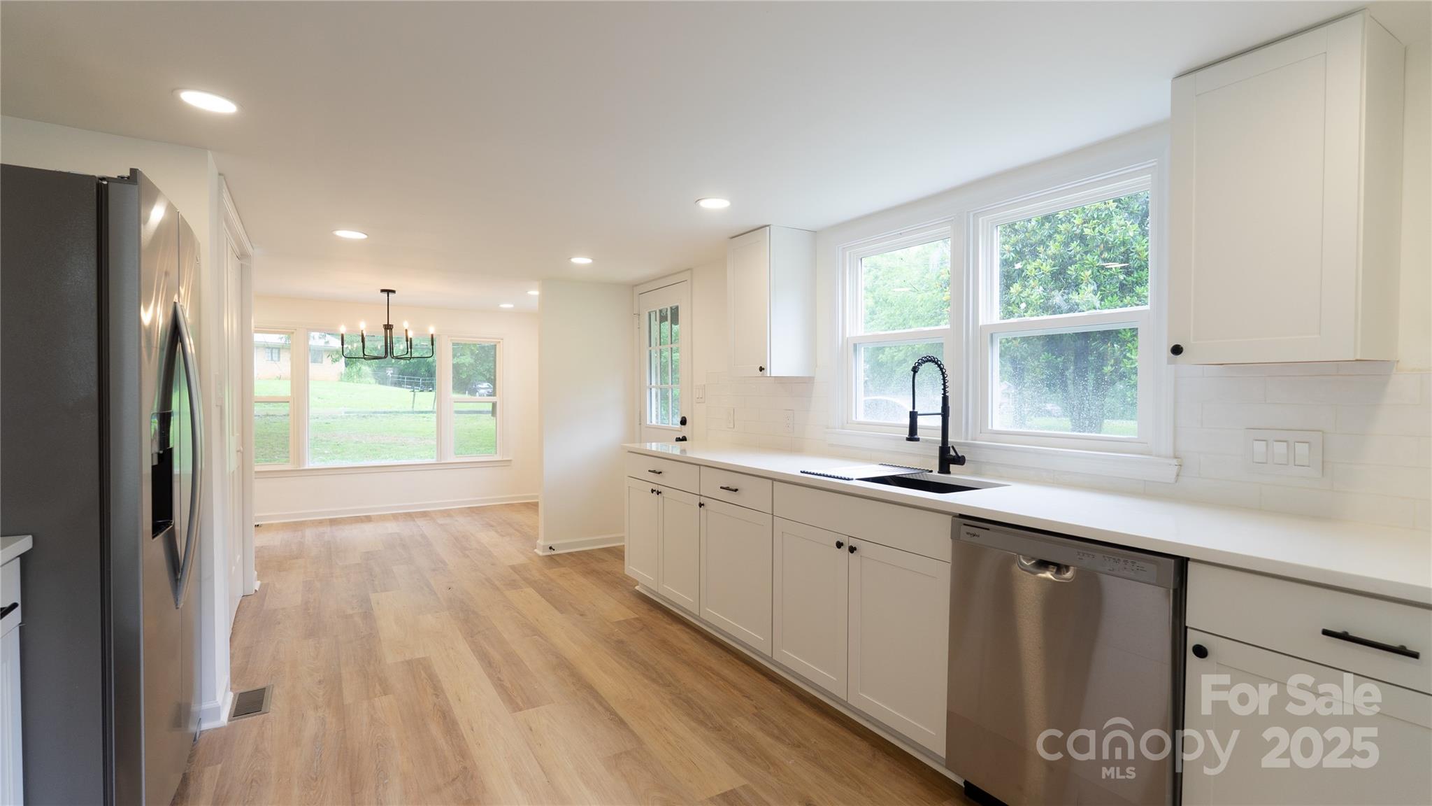 301 Carolina Boulevard