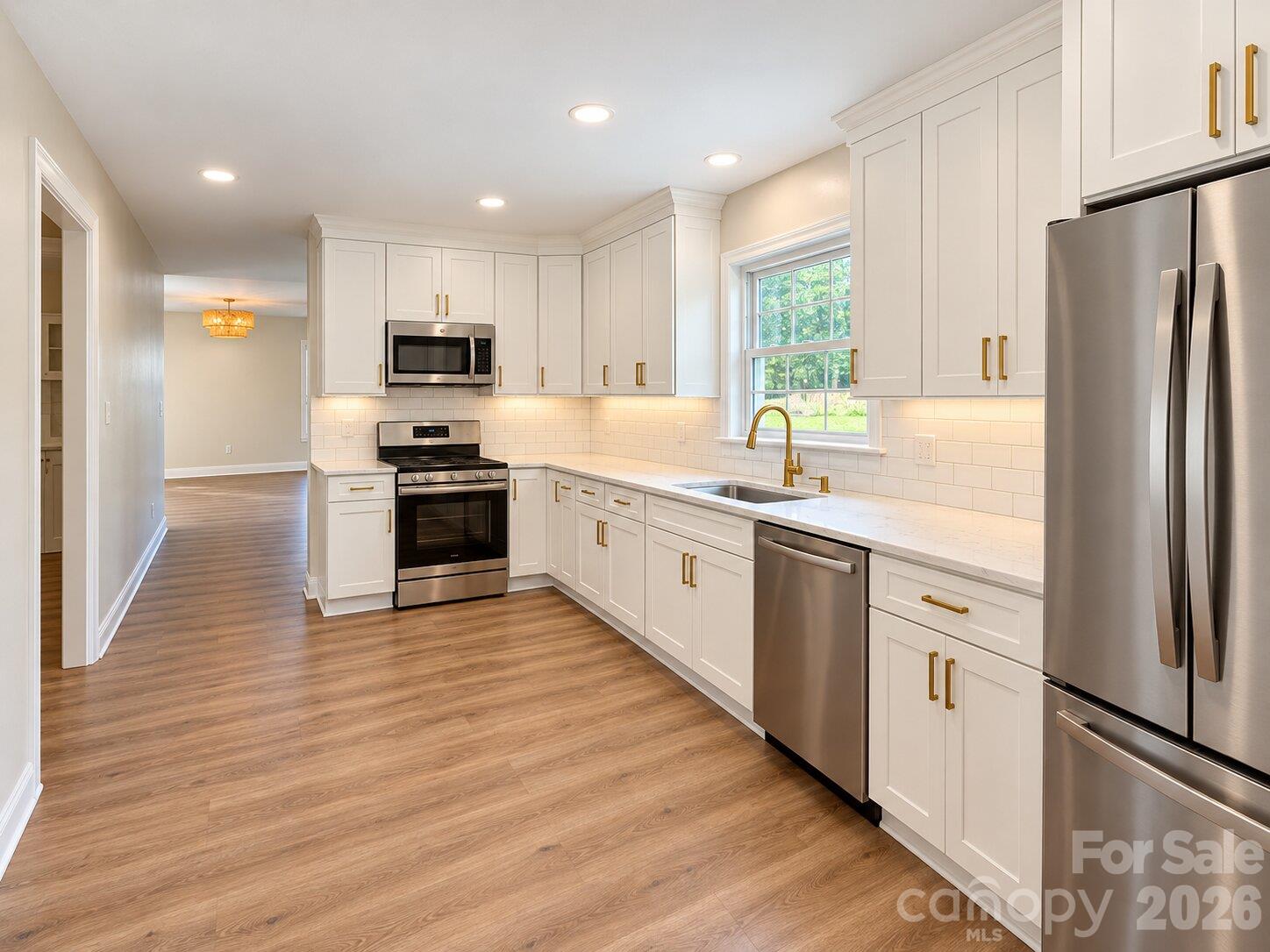 2808 28th Street NE
