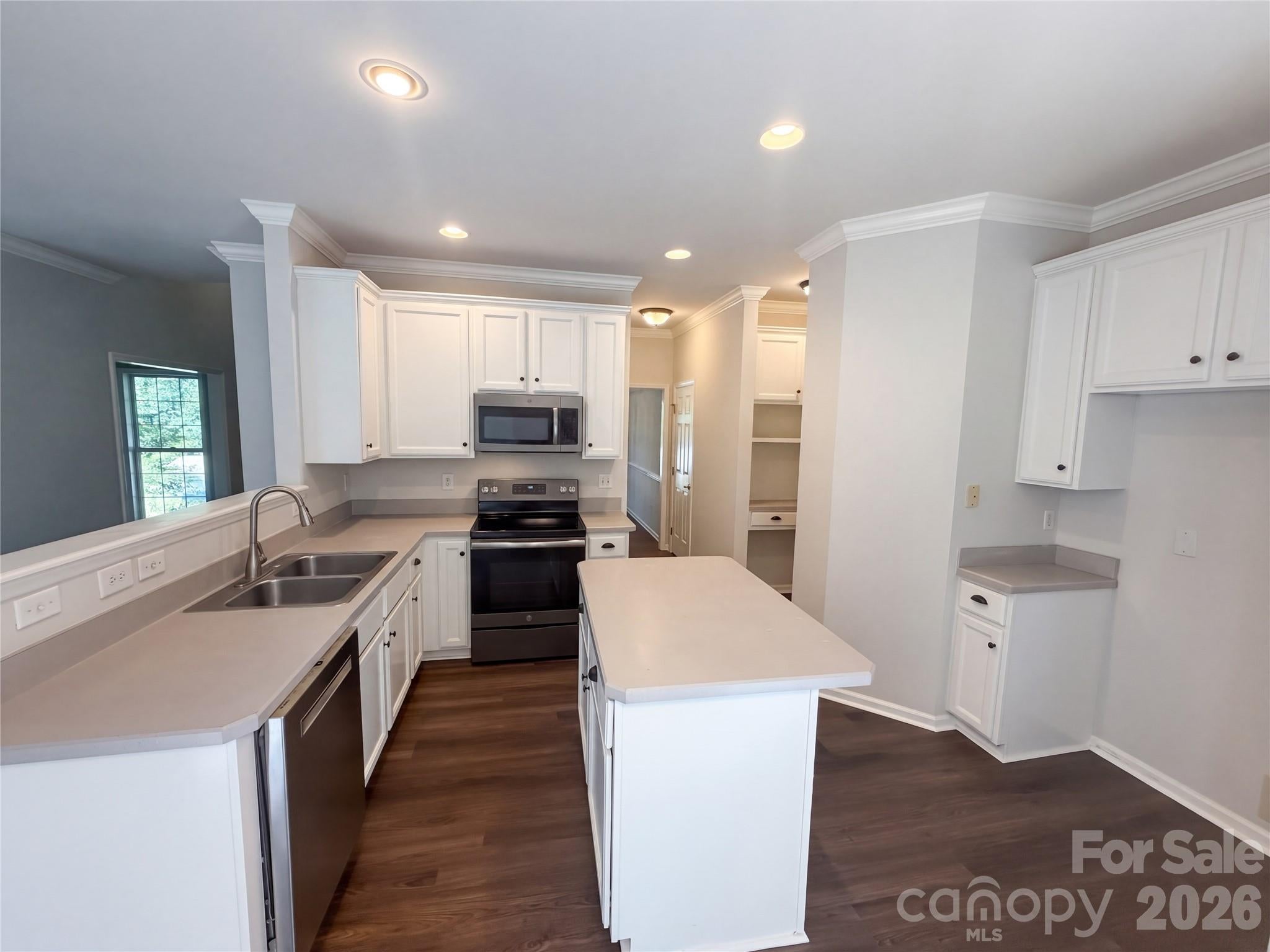 8303 Poplar Grove Circle