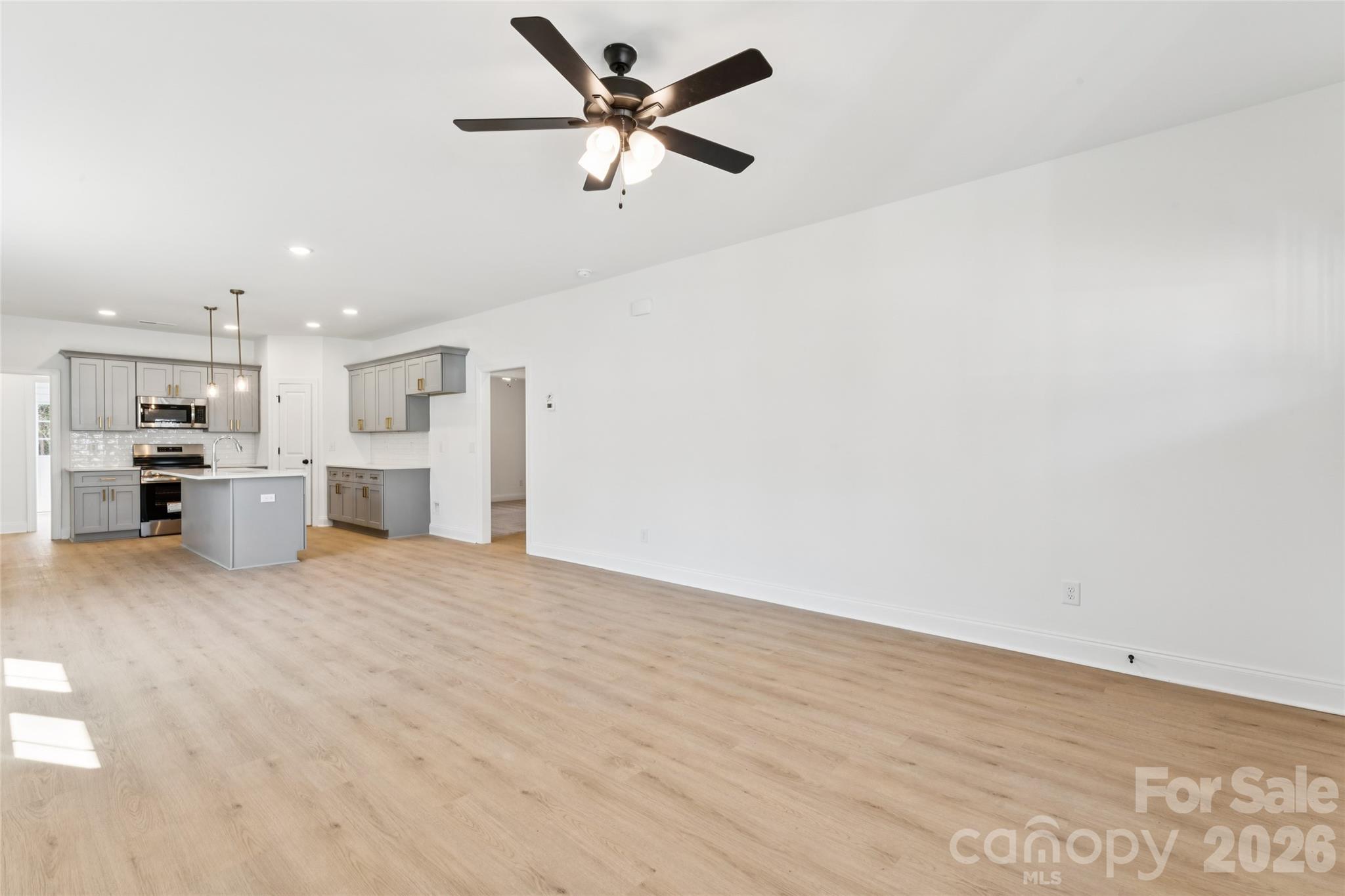 WOODLAND PARK - Residential