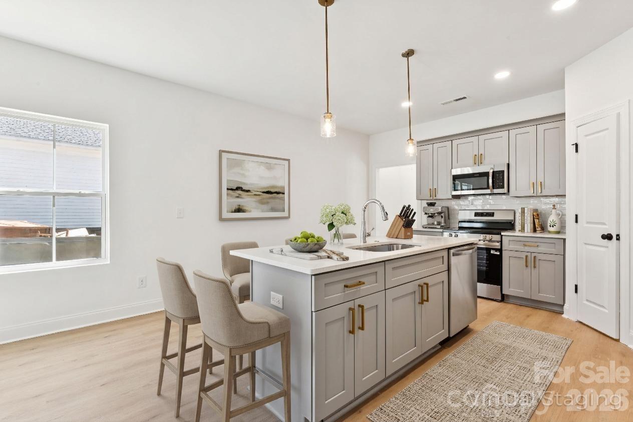 WOODLAND PARK - Residential