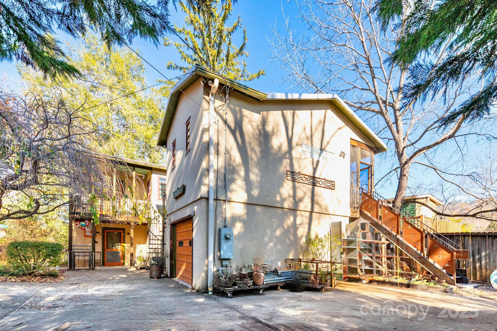 Hillside Park - Residential