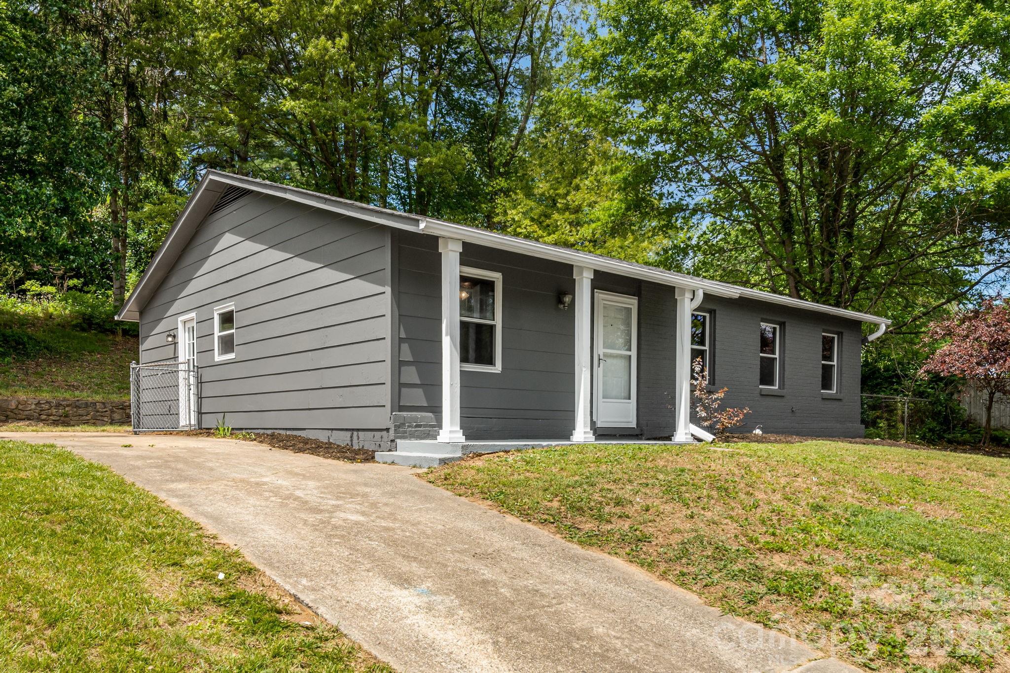 82 Lees Creek Road