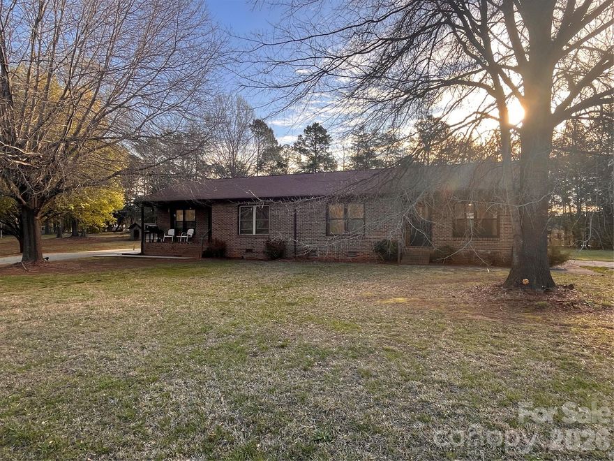 Looking to add to your portfolio?  Here's your next investment!  Great opportunity right outside of Stanley.  2 duplexes and a manufactured home.  (5 doors in total)  Duplexes are 2 beds/1bath and the mfg home is 3 beds /2baths.  Duplexes are full brick.