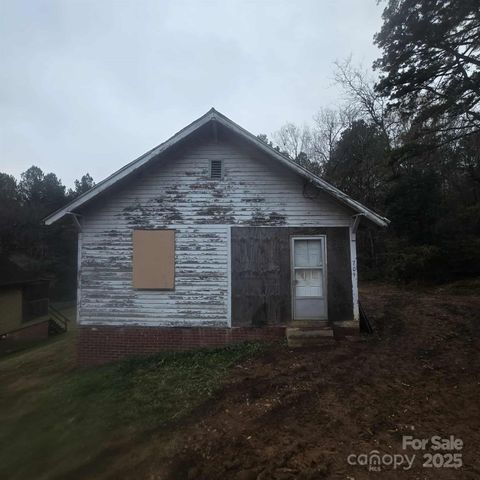 Photo of 709 Sherman Street, Badin, NC 28009 (MLS # 4327971)