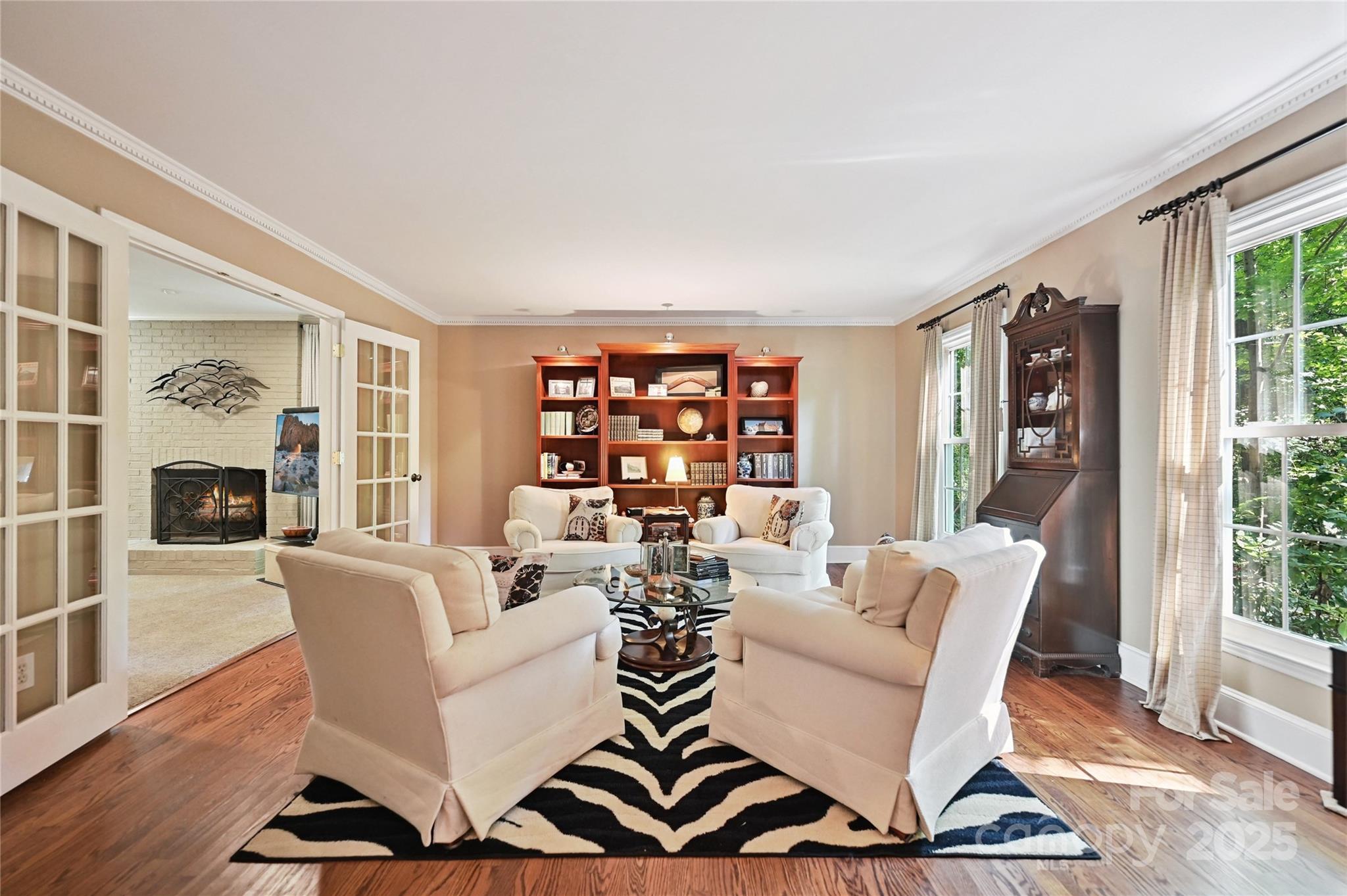 5721 Camelot Drive