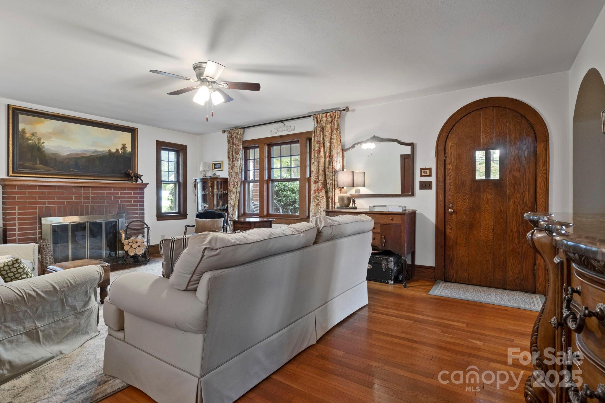 495 Fairview Road