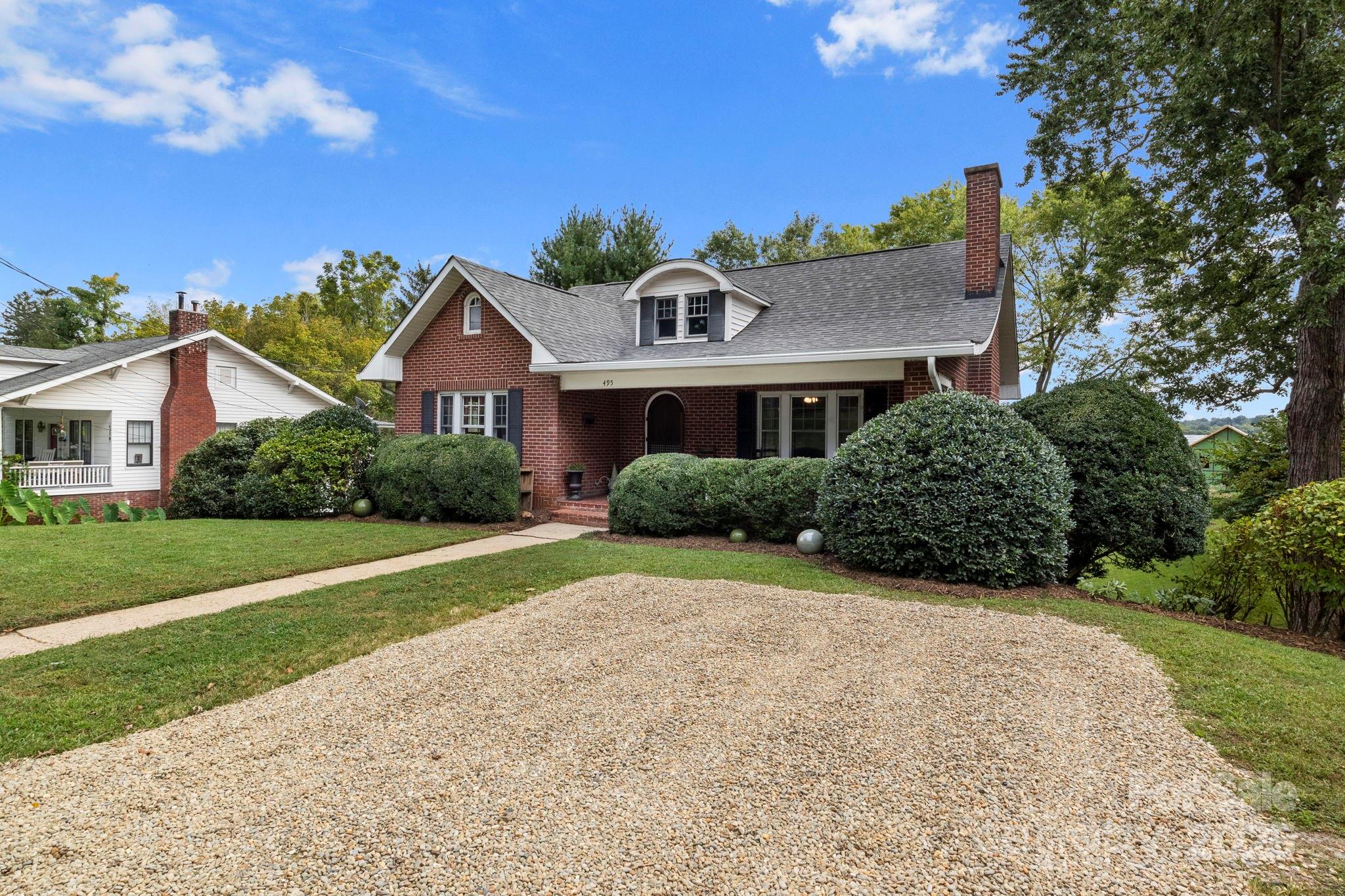 495 Fairview Road