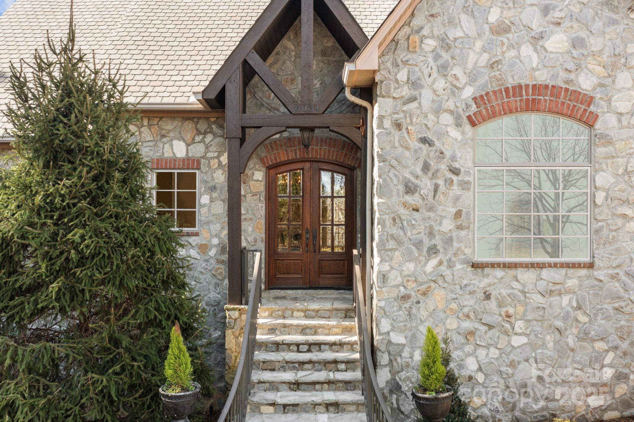 8034 Bay Pointe Drive