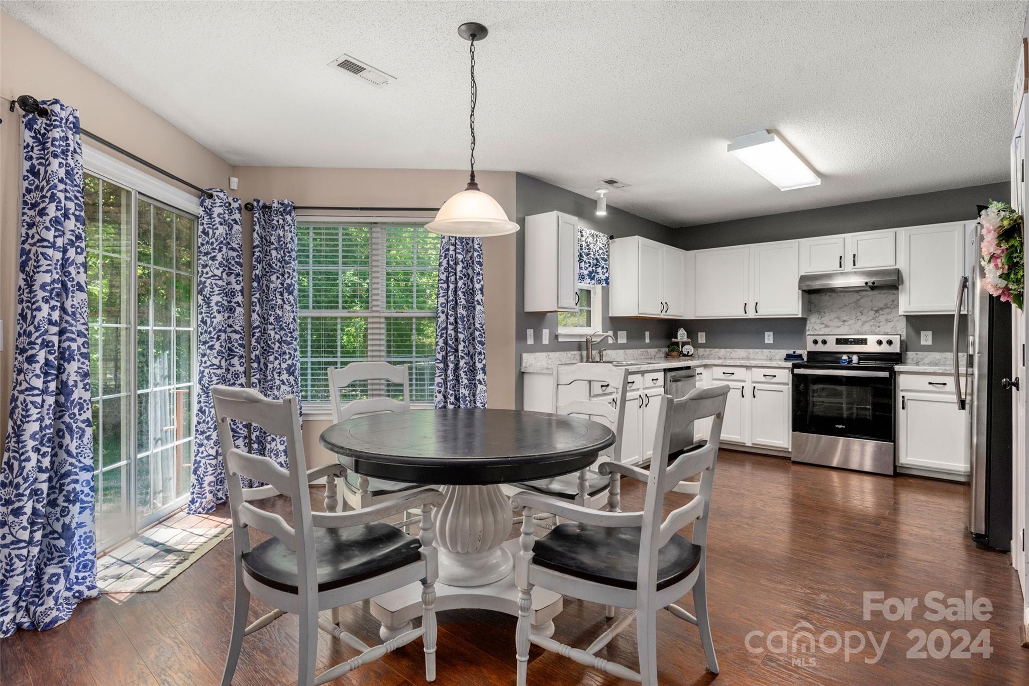 Forest Hills - Residential