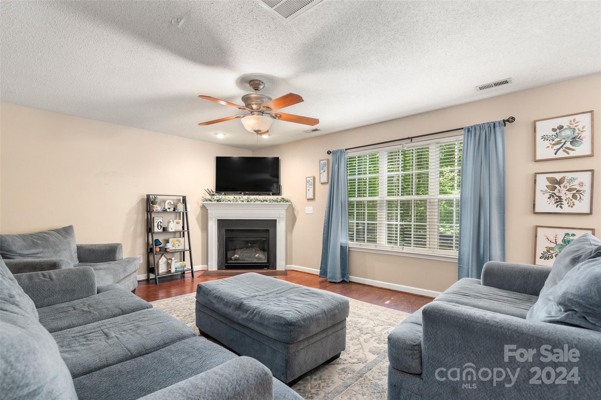 Forest Hills - Residential