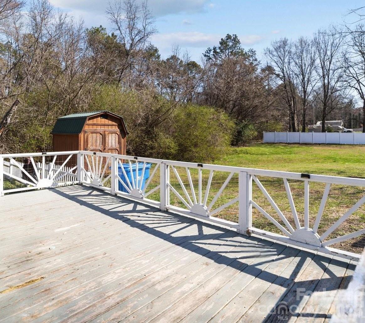 Acorn Acres - Residential Lease