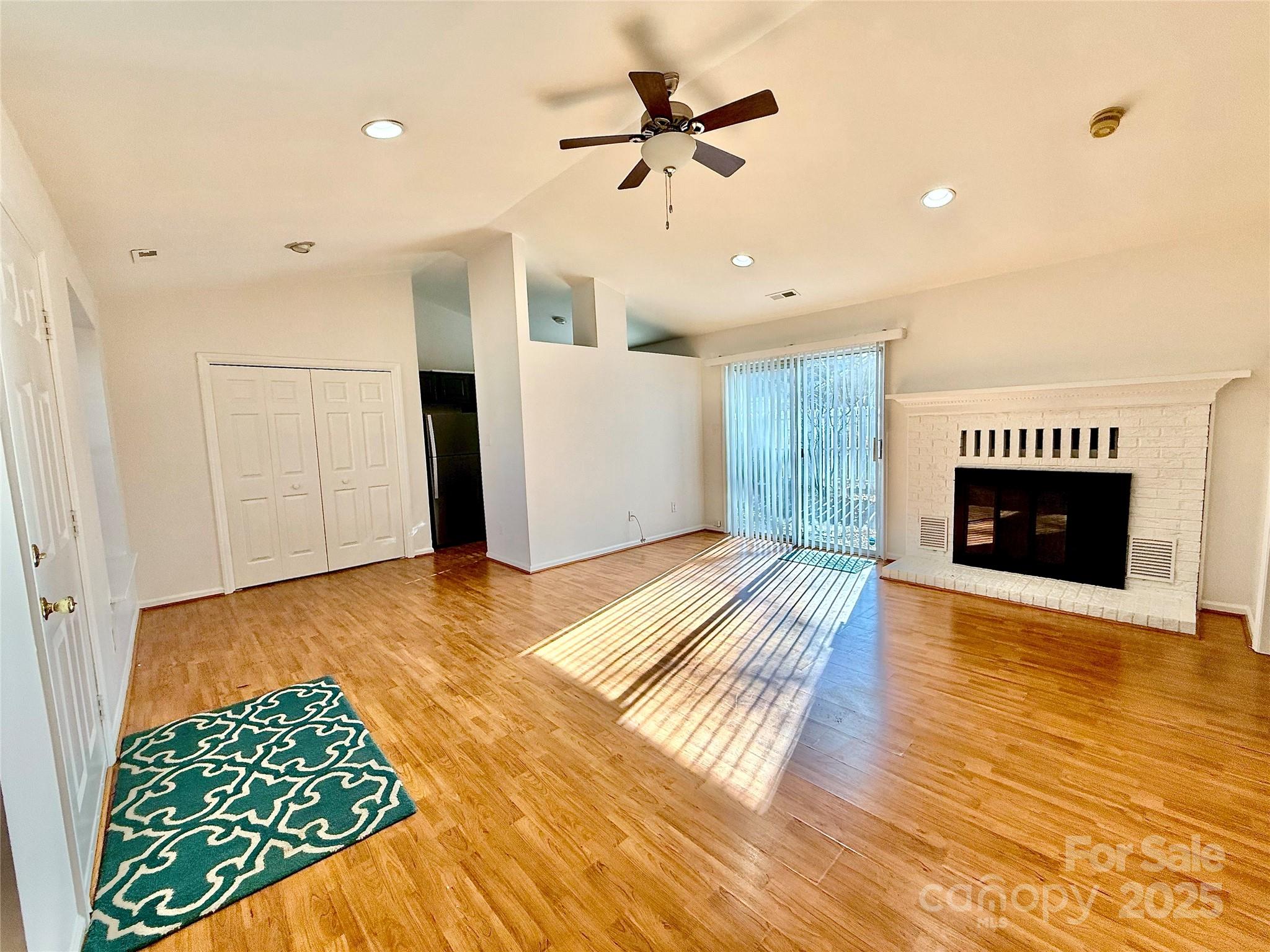 2734 Tiergarten Lane