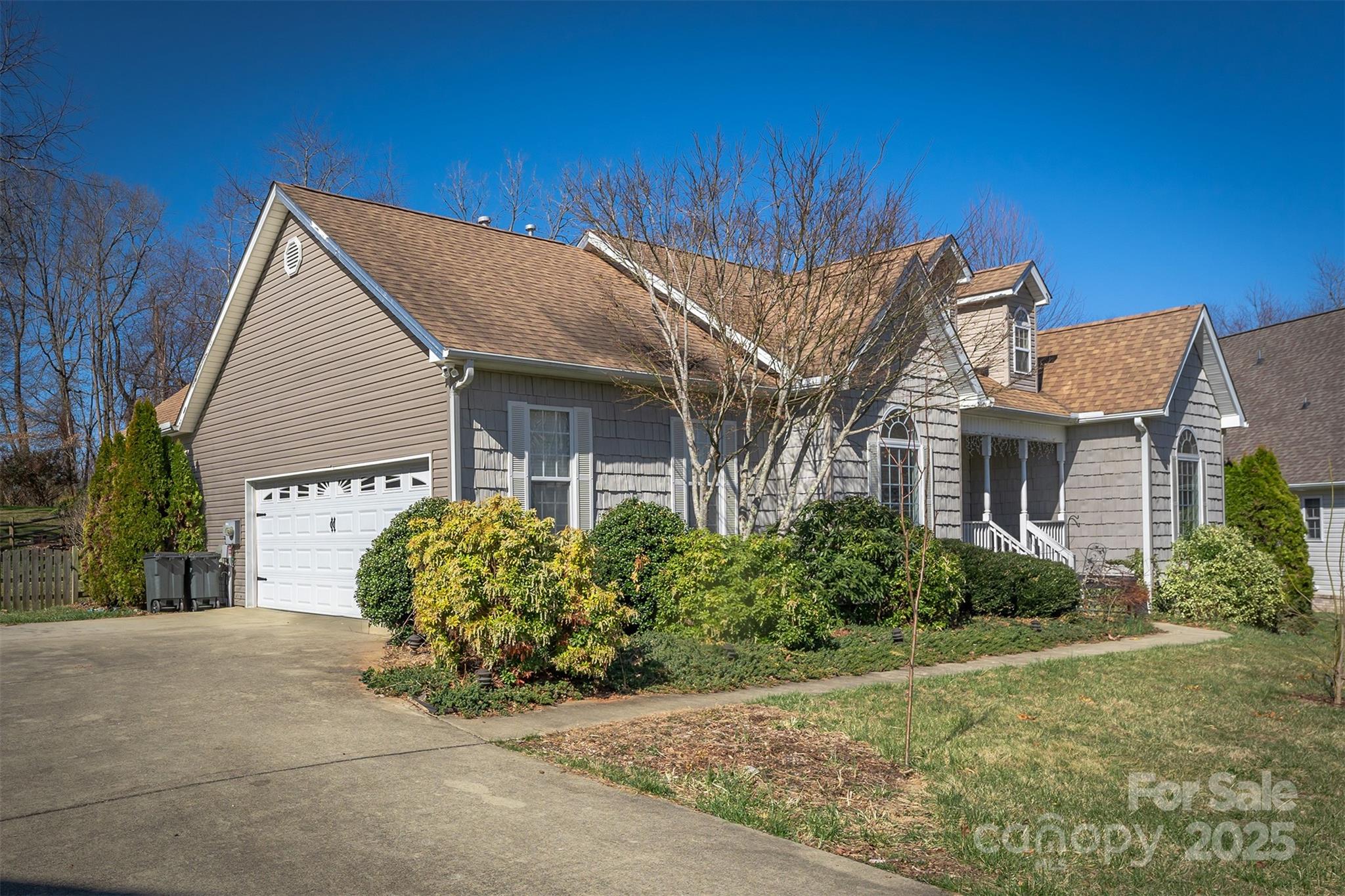 415 Kingfisher Lane
