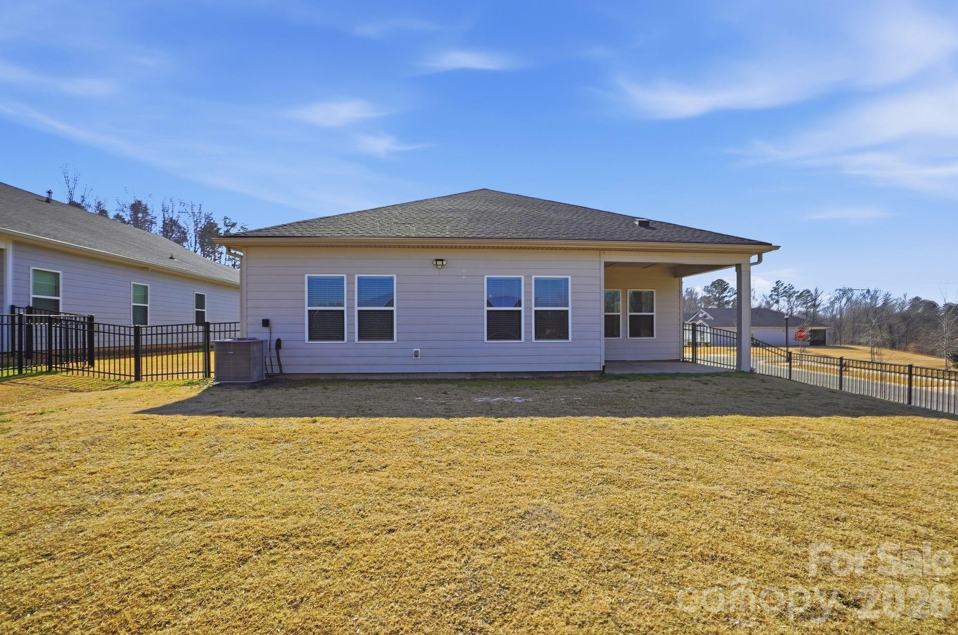 Solena at The Vineyards - Residential