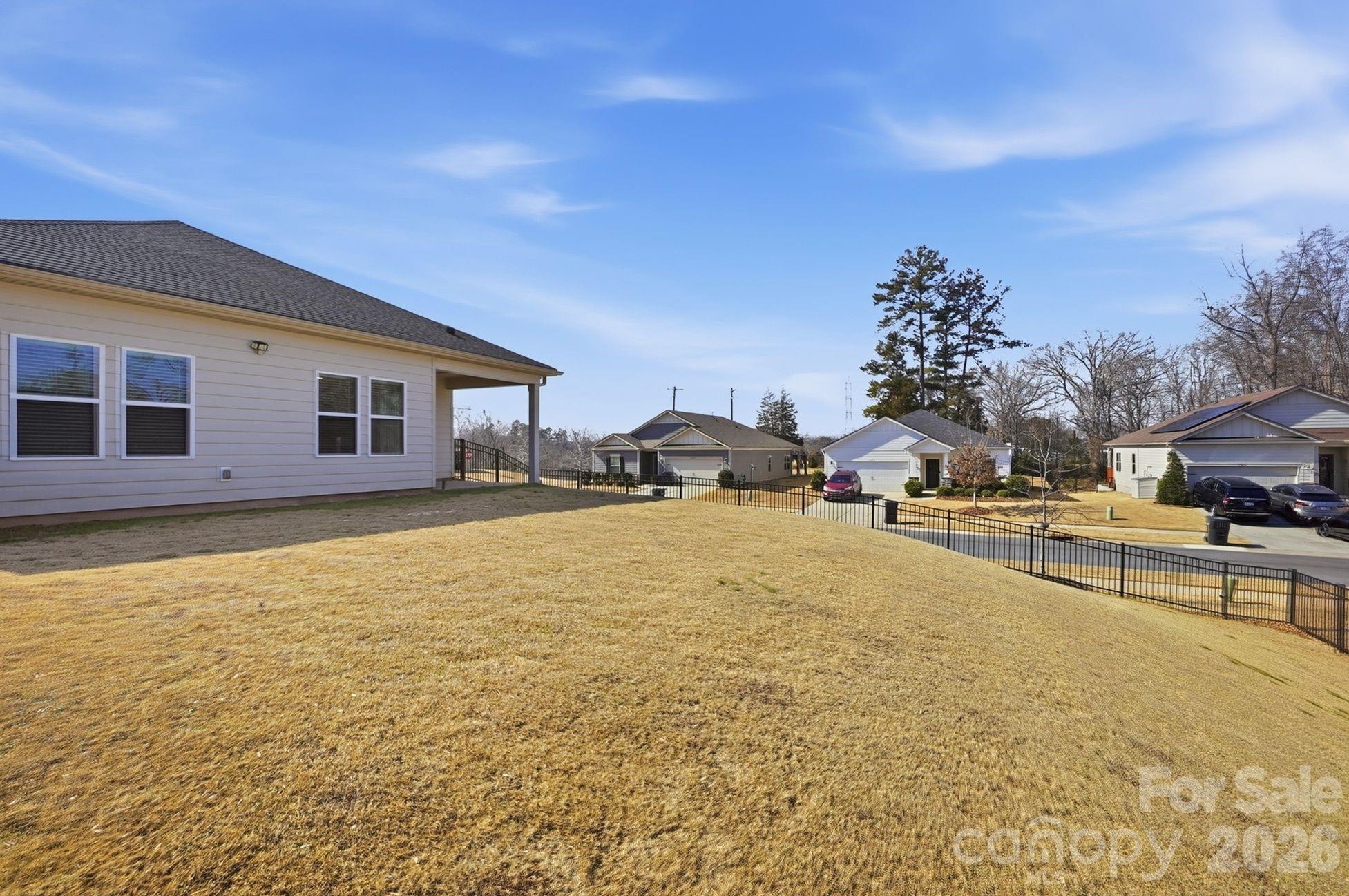 Solena at The Vineyards - Residential