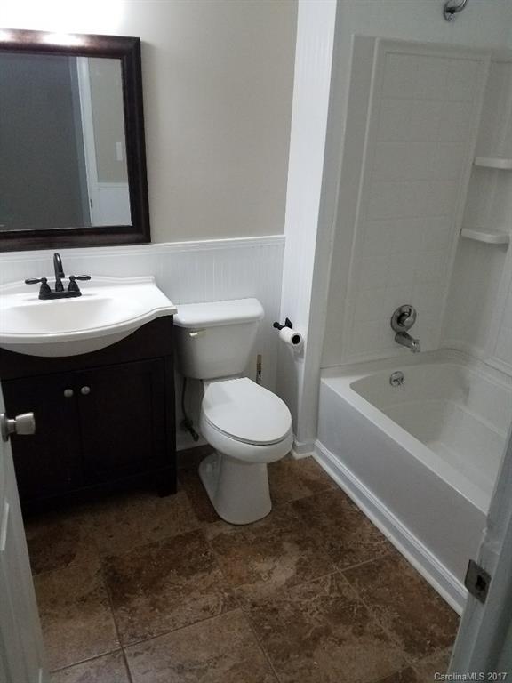 Twelve Oaks - Residential