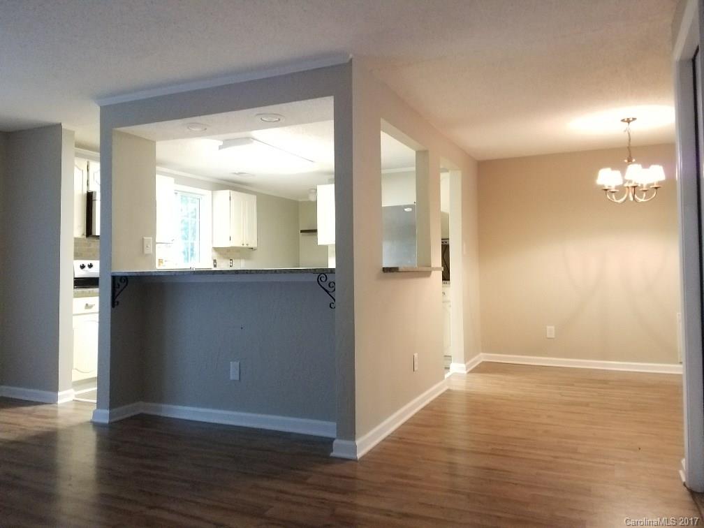 Twelve Oaks - Residential