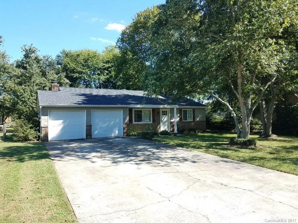 Twelve Oaks - Residential