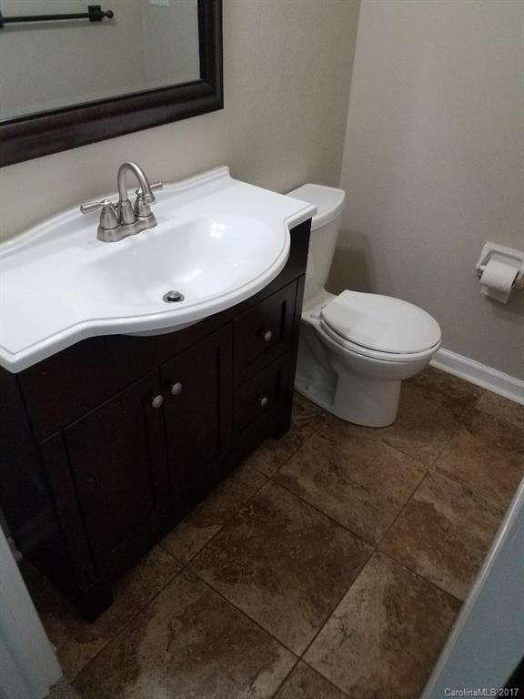 Twelve Oaks - Residential