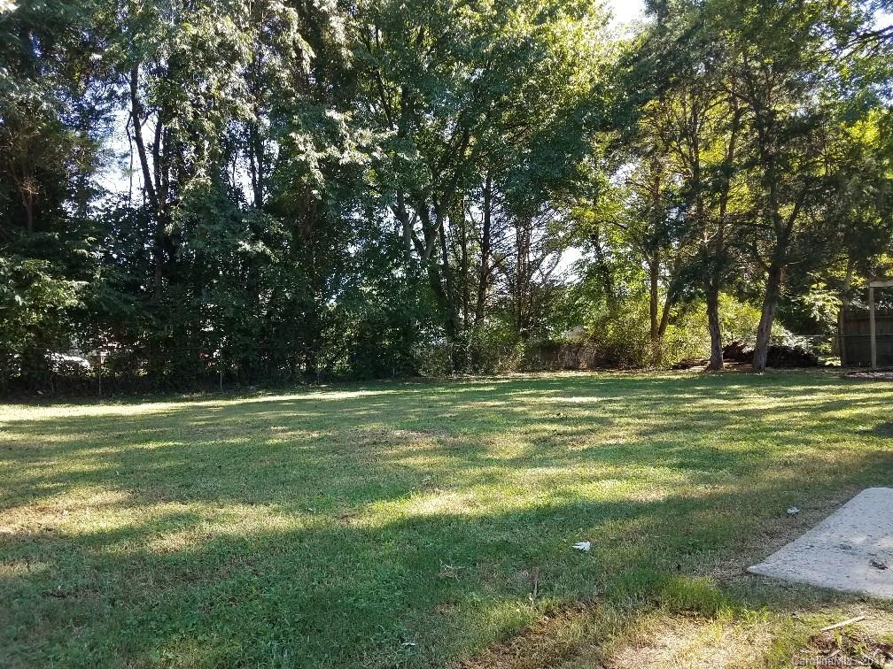 Twelve Oaks - Residential