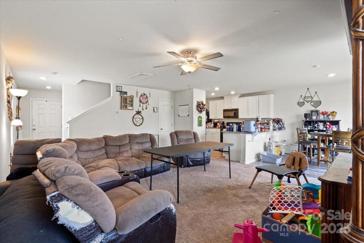 1270 Winding Creek Road