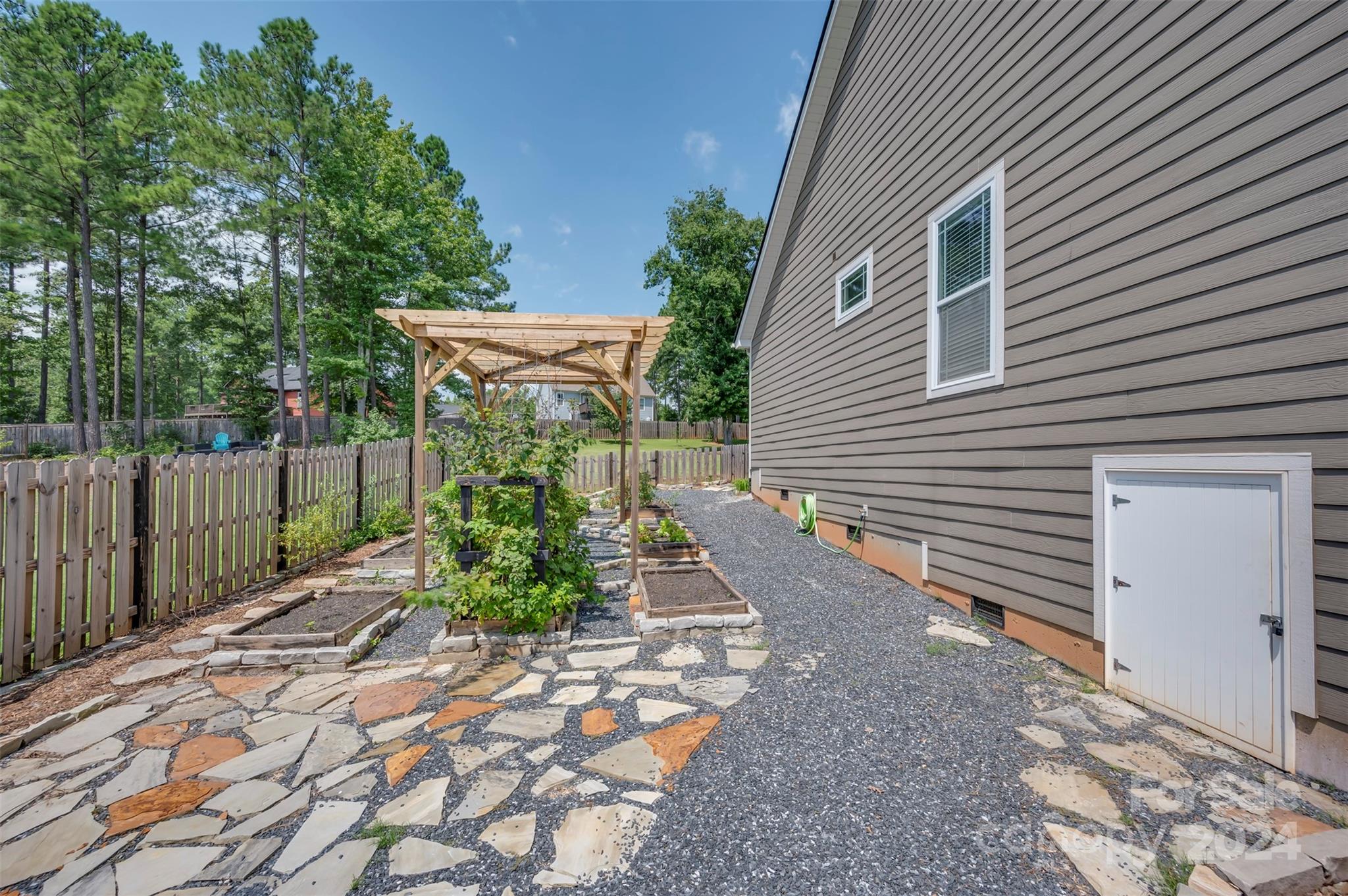 Cane Creek - Residential