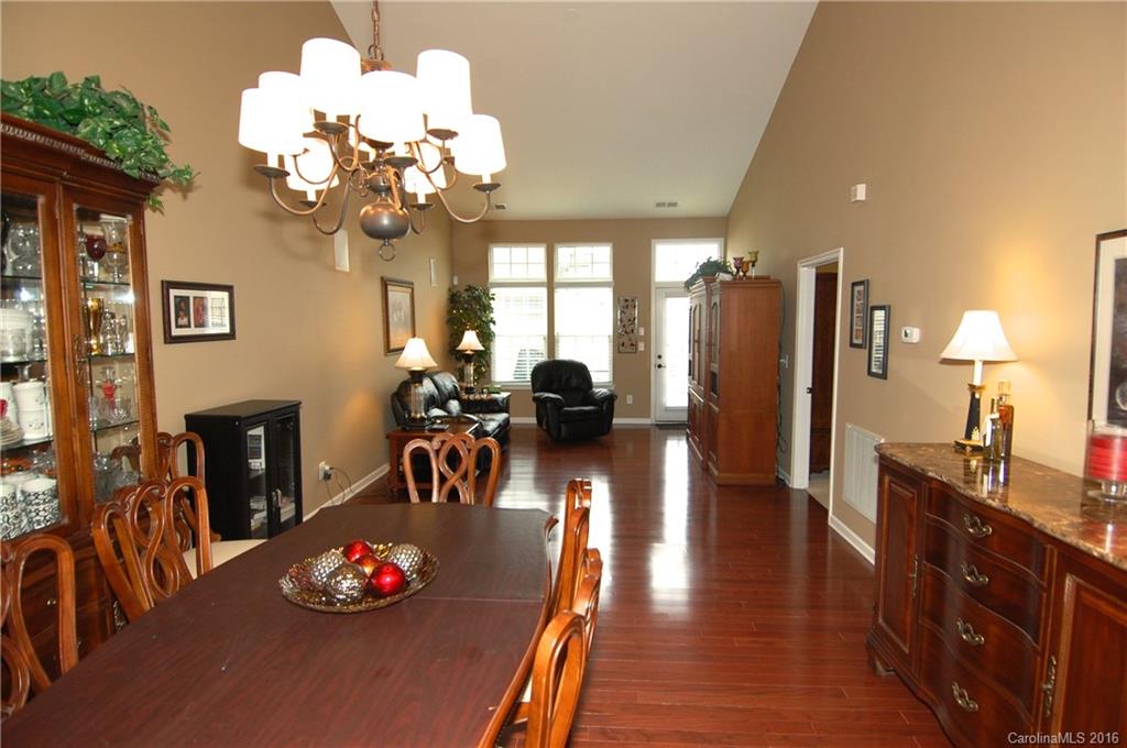 Lake Shore - Residential