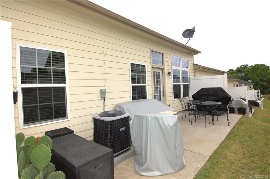 Lake Shore - Residential