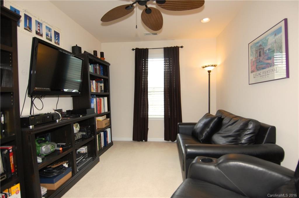 Lake Shore - Residential