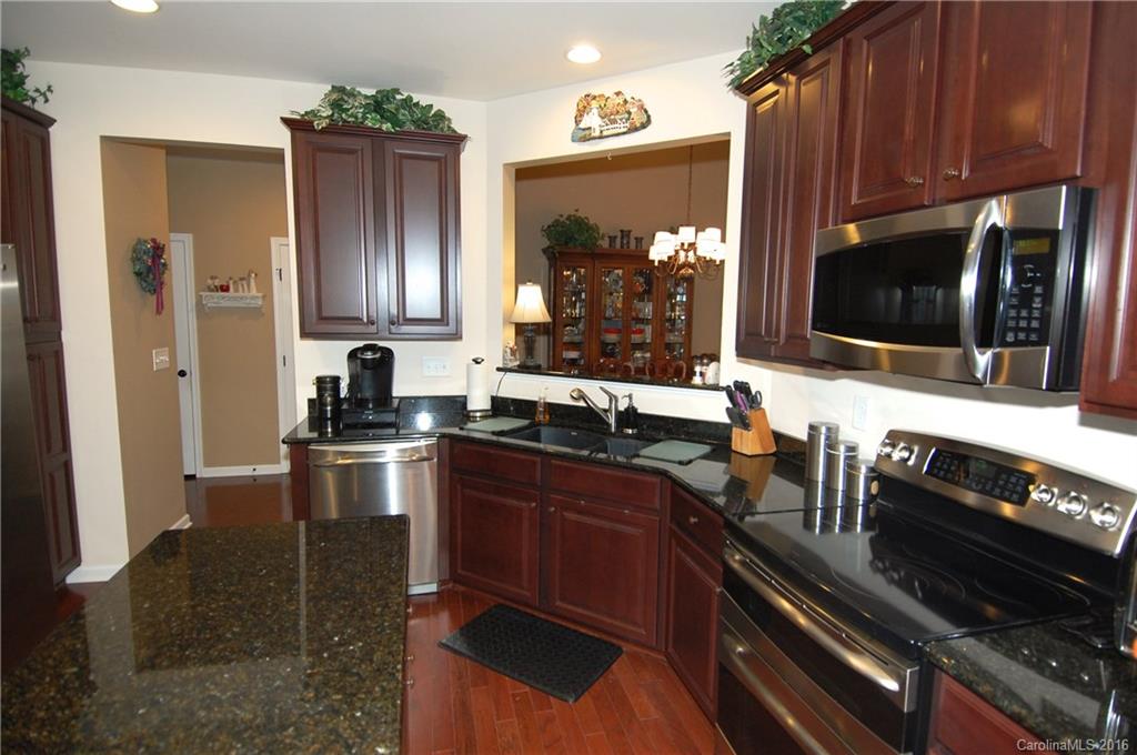 Lake Shore - Residential