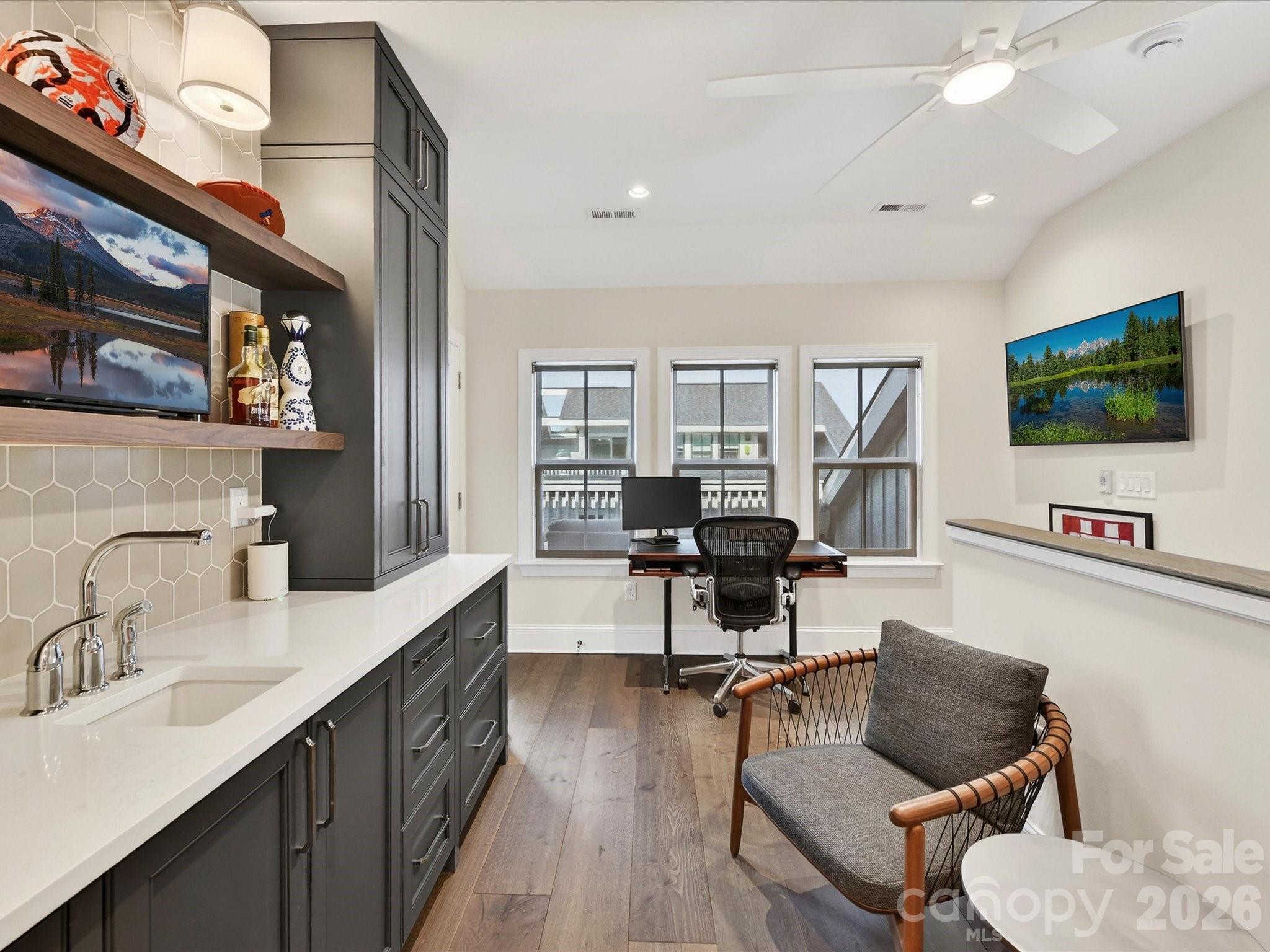 Selwyn Walk - Residential