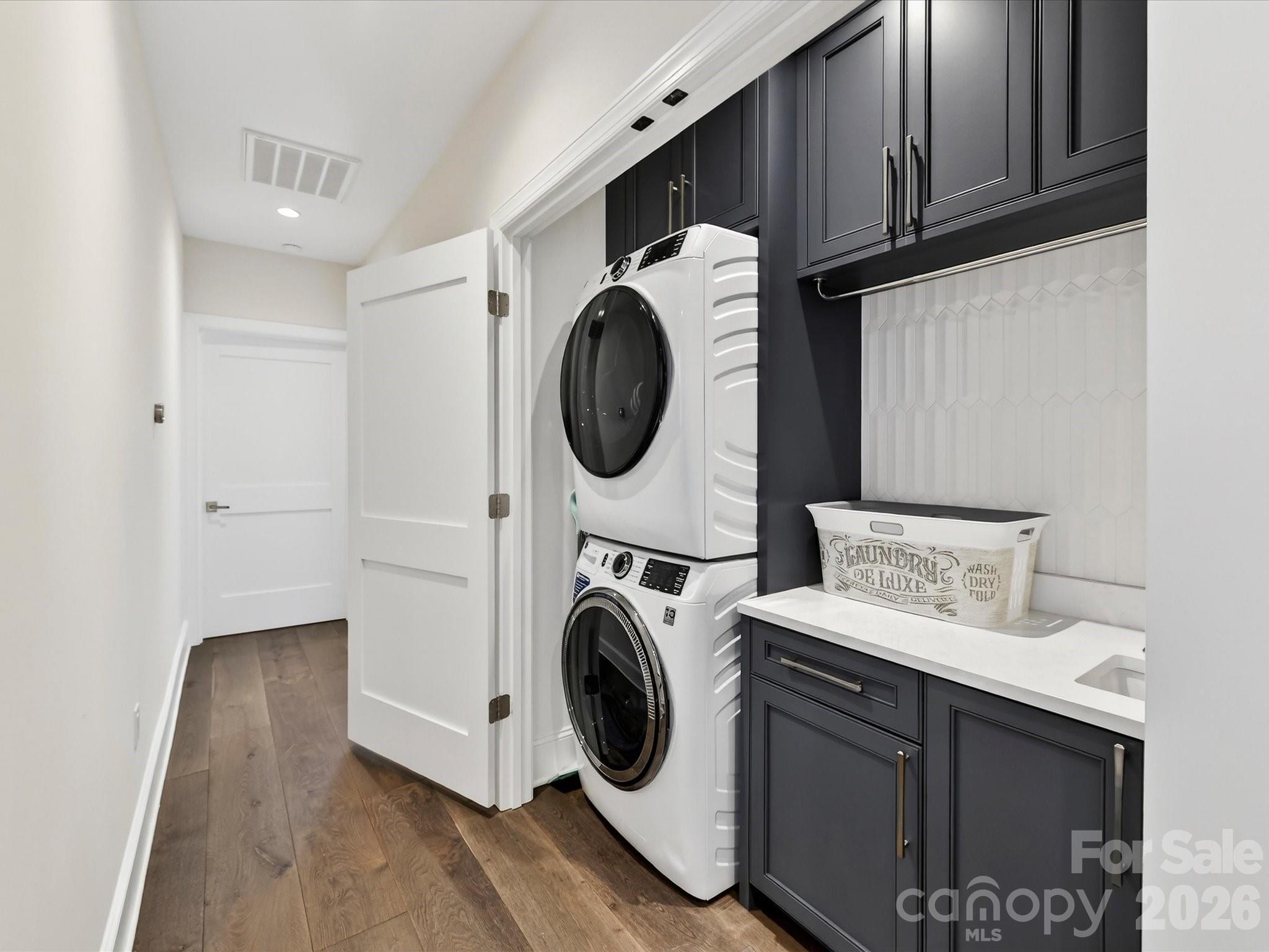 Selwyn Walk - Residential