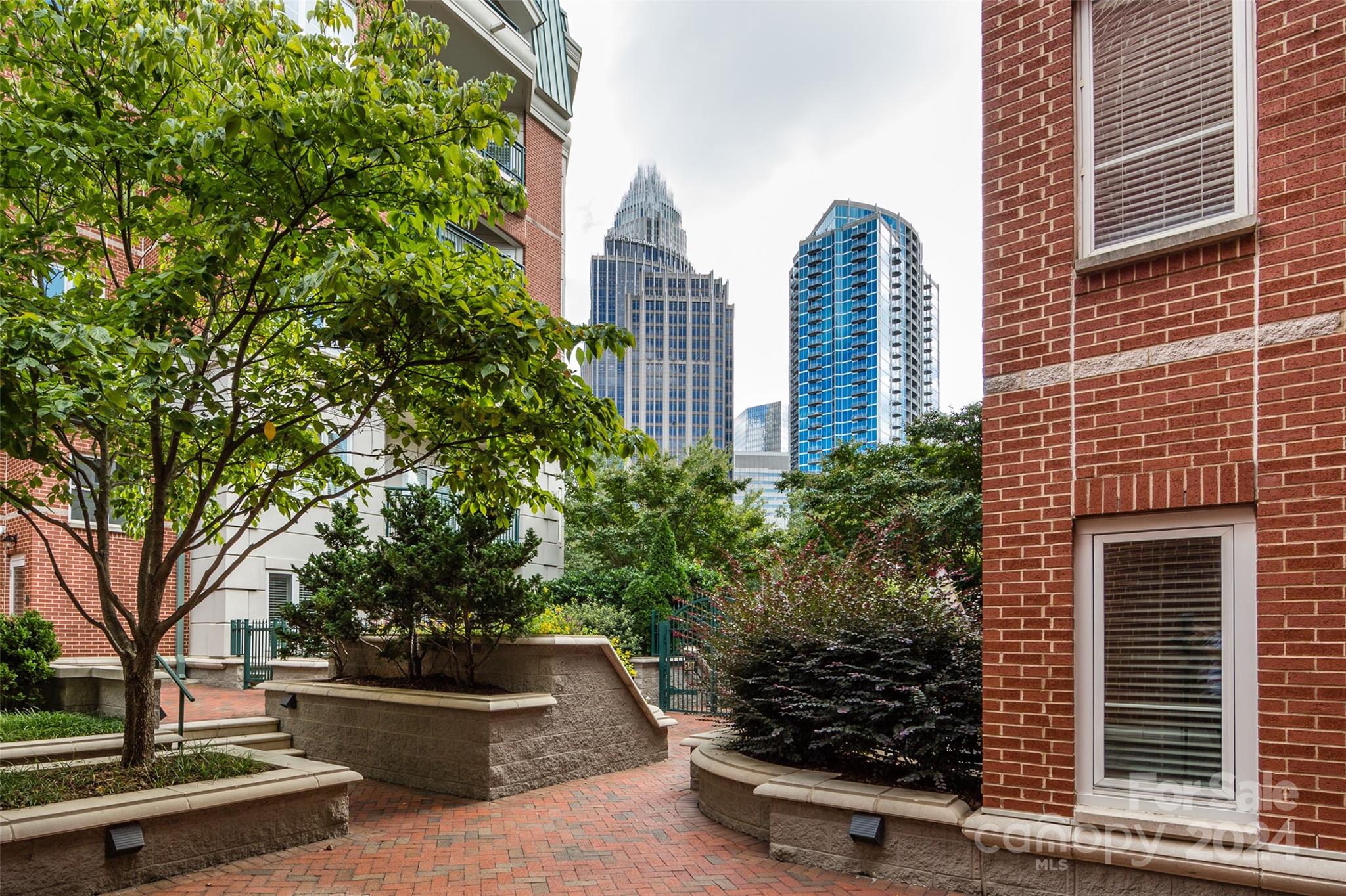 401 N Church Street 406