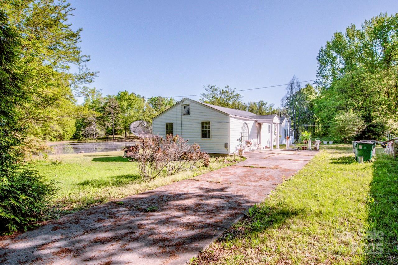 524 Dawn Circle