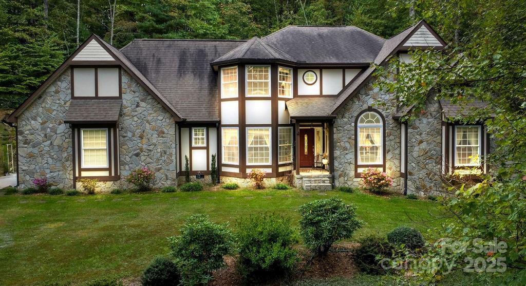 4462 OLD US 25 Highway