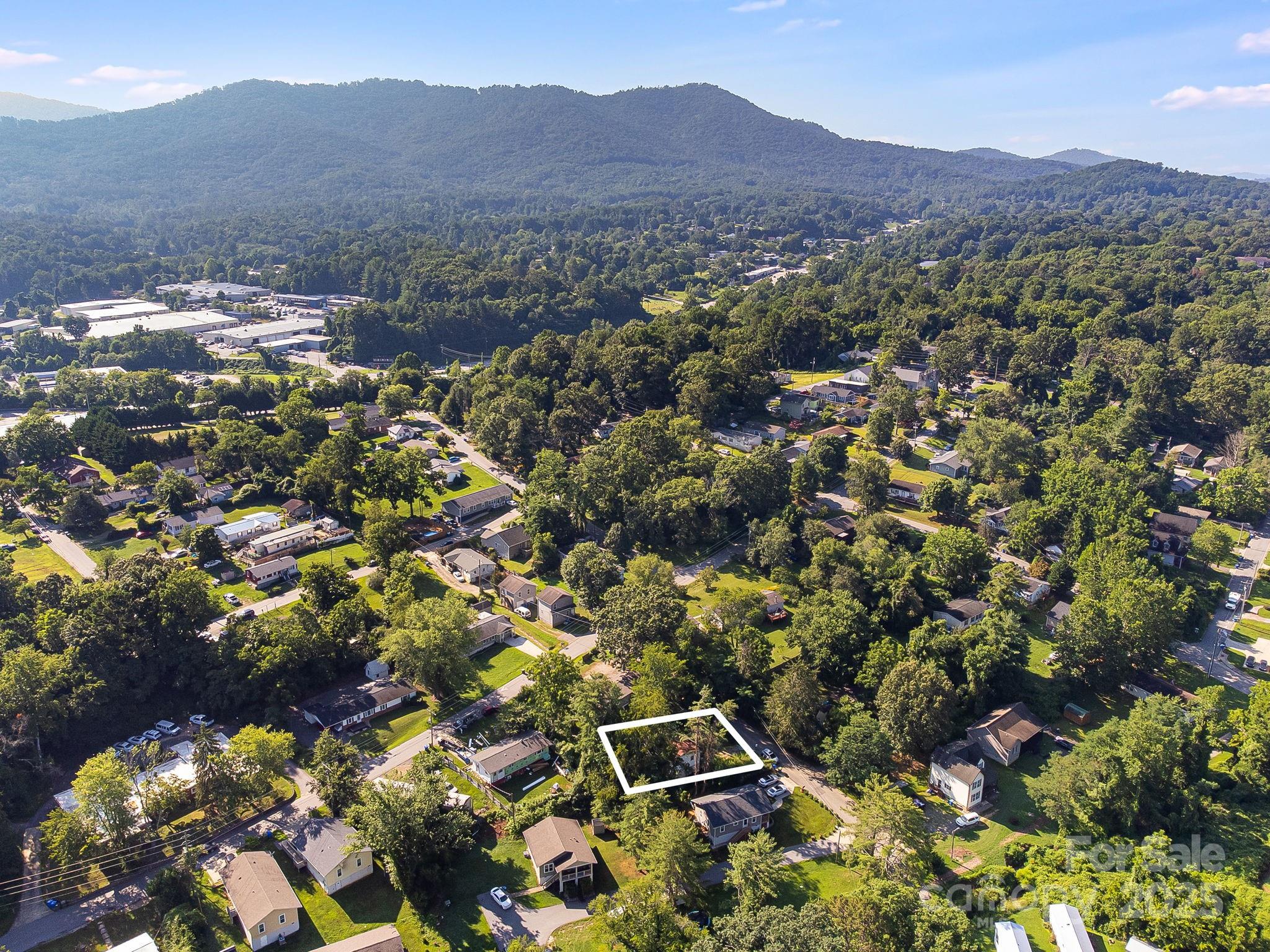 1040 W Chapel Road
