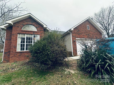 Photo for 3727 Maple Knoll Drive