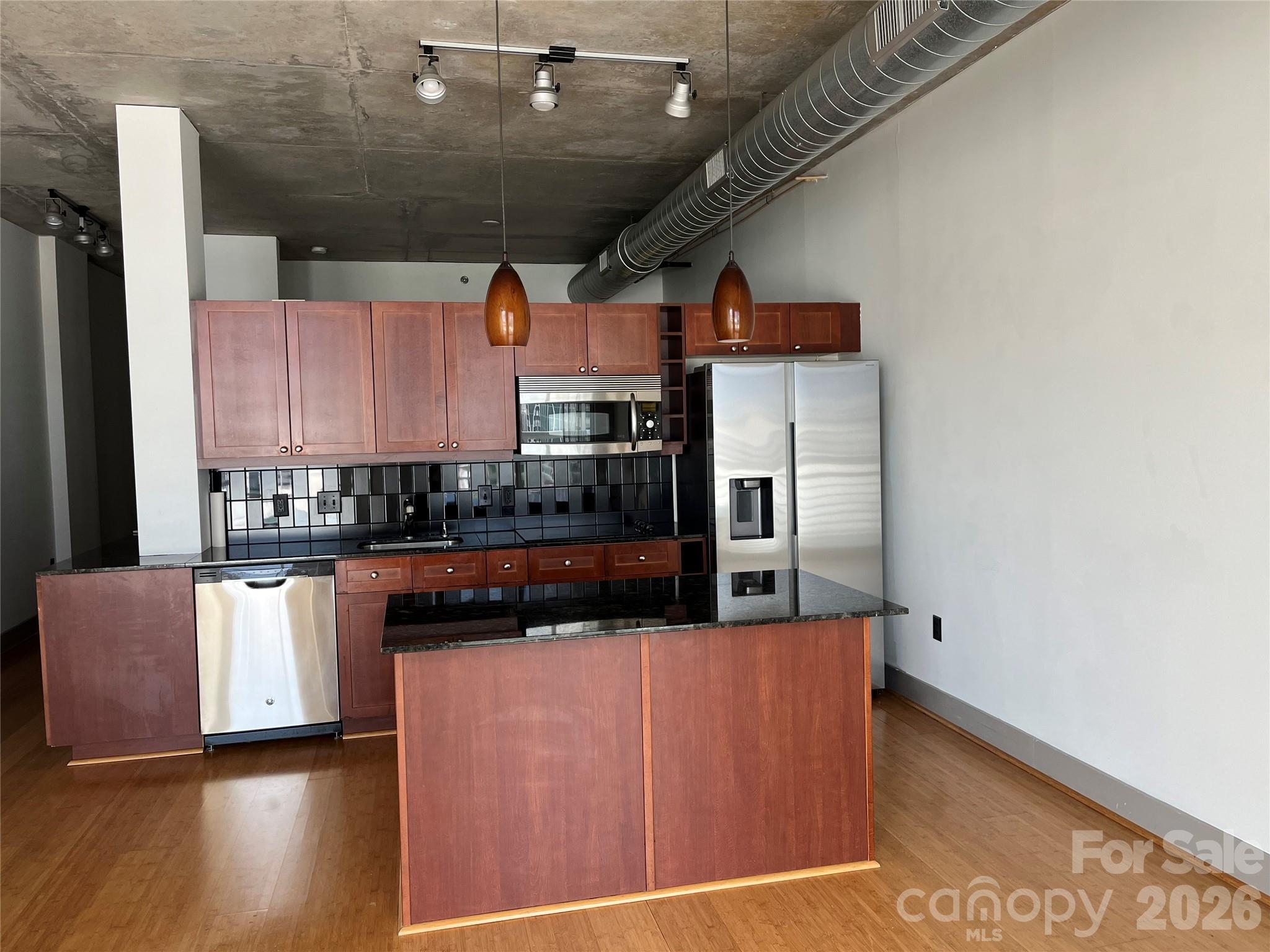 505 E 6th Street 1202
