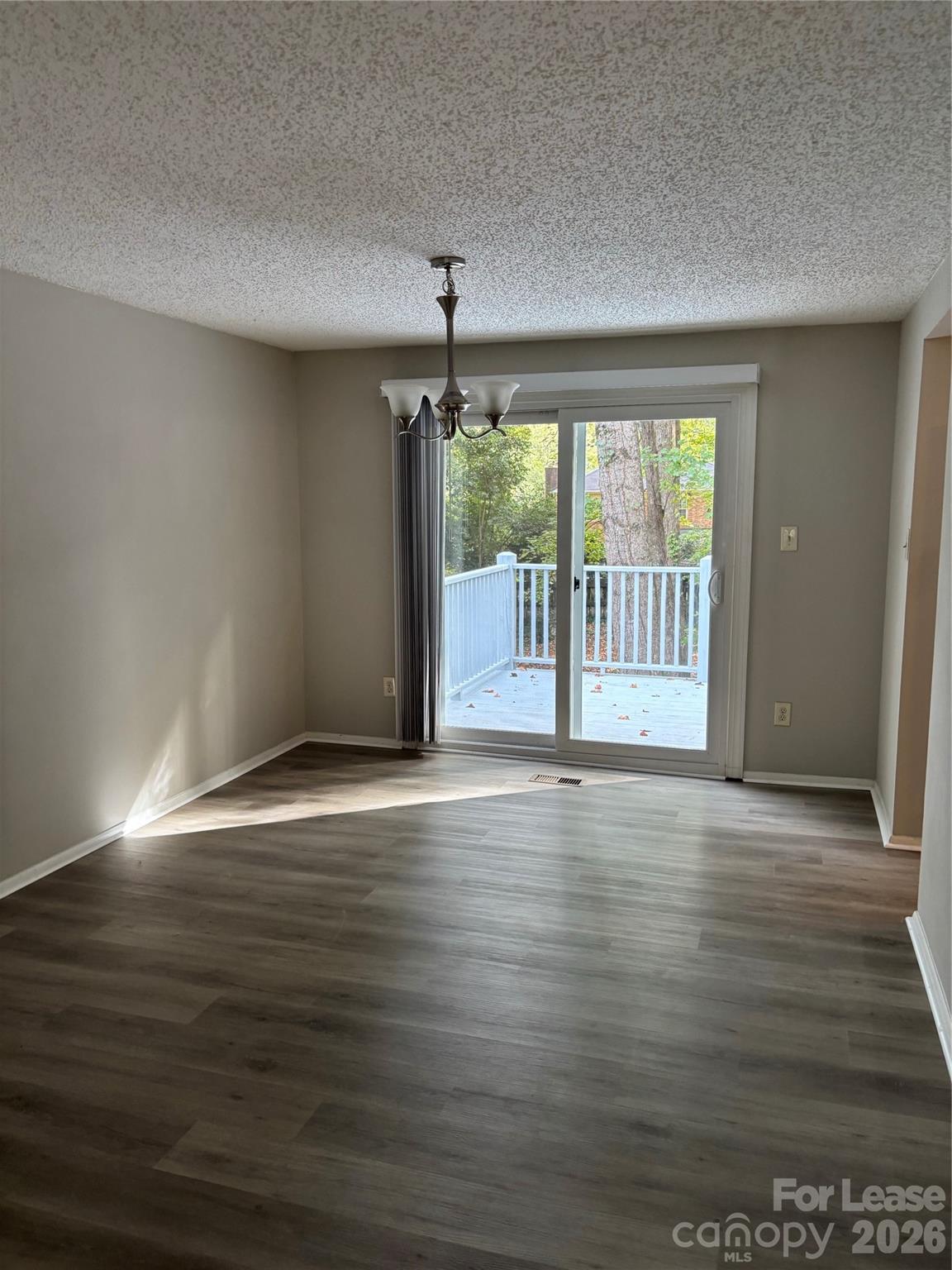 7211 Rollingridge Drive